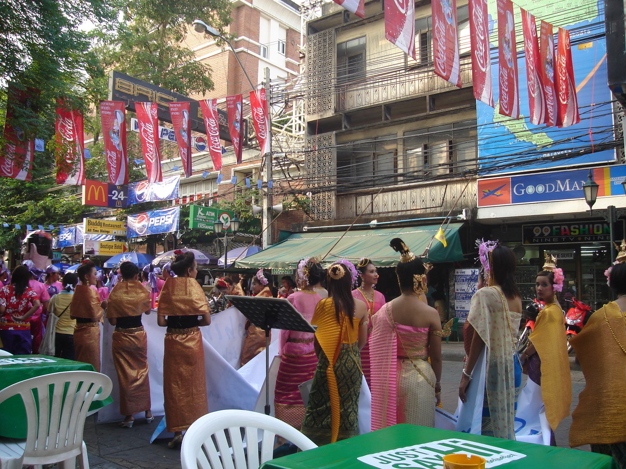 Thai Ladies